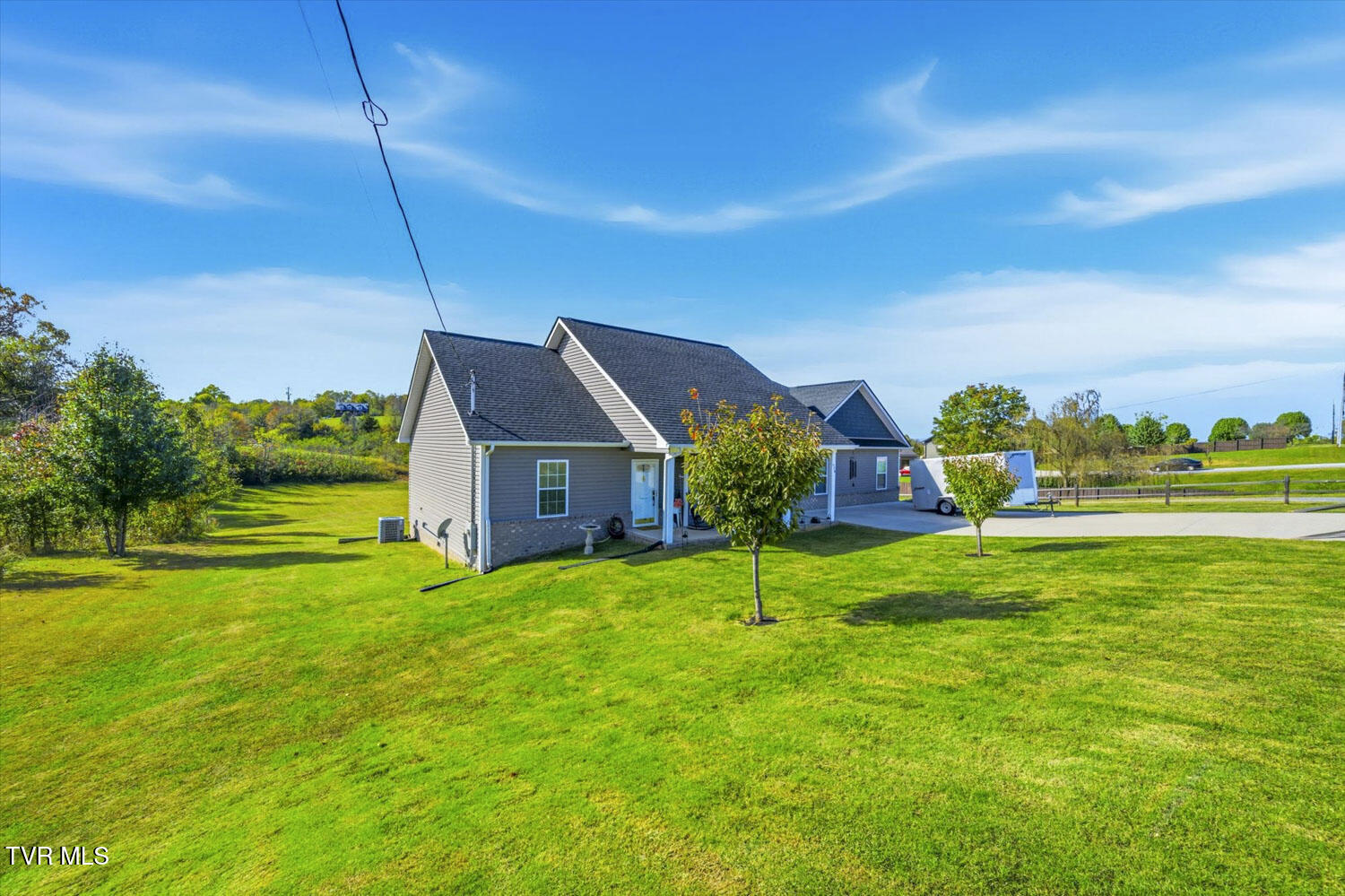 670 Jones-Franklin Road Morristown, TN 37813 - Photo 3 of 29 03-670-Jones-Franklin-Rd-Morristown-TN-3