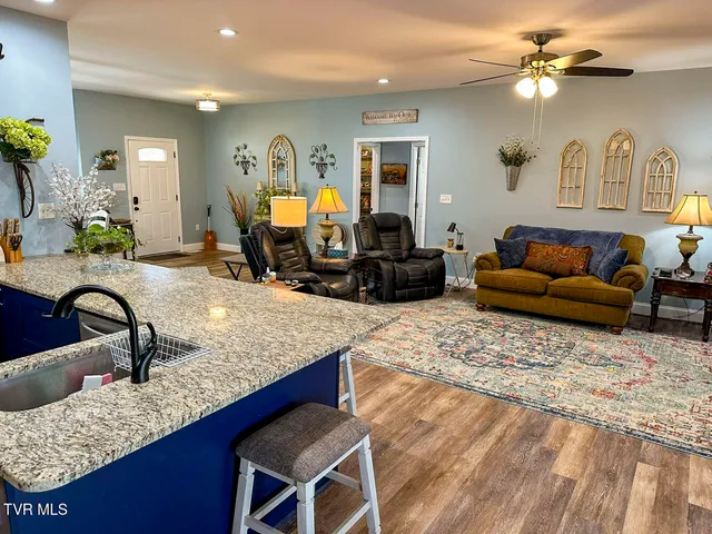 $469,900 | 670 Jones-Franklin Road, Morristown, TN 37813