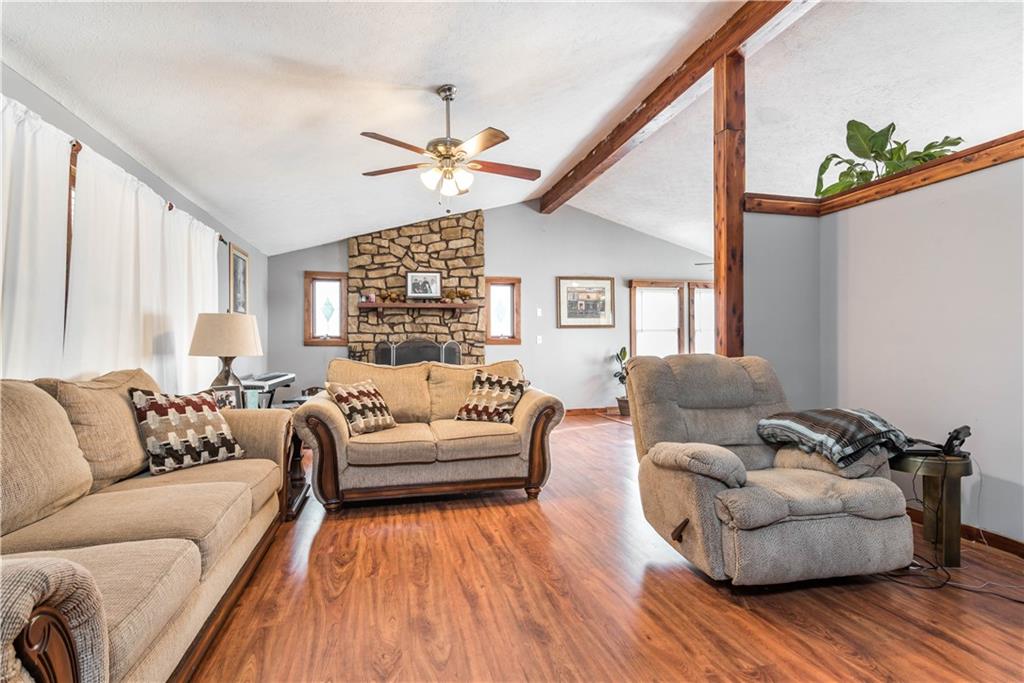 460 East Booe Road Austin, IN 47102 - Photo 4 of 24 Gallery Image 4