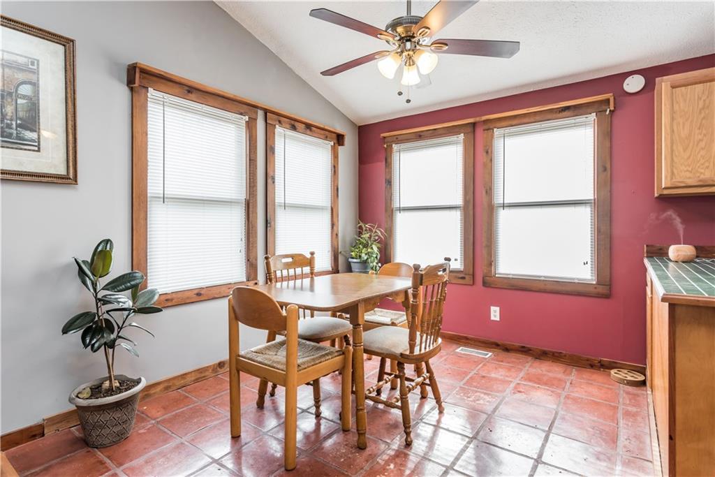 460 East Booe Road Austin, IN 47102 - Photo 8 of 24 Gallery Image 8