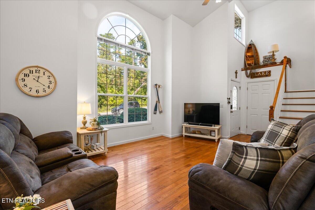 804 Pine Hollow Road Jacksboro, TN 37757 - Photo 8 of 43 Living