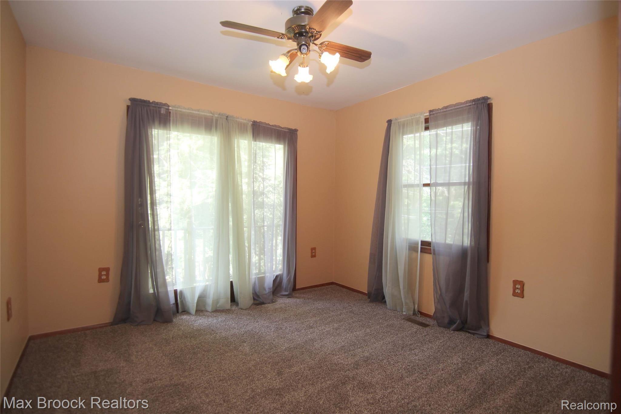 31462 Curtis Road Livonia, MI 48152 - Photo 27 of 38 Bedroom 7