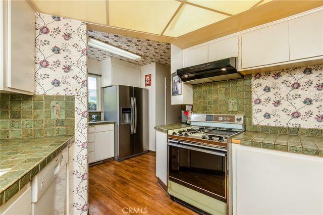 $15,050,000 | 70 Emerald Bay, Laguna Beach, CA 92651