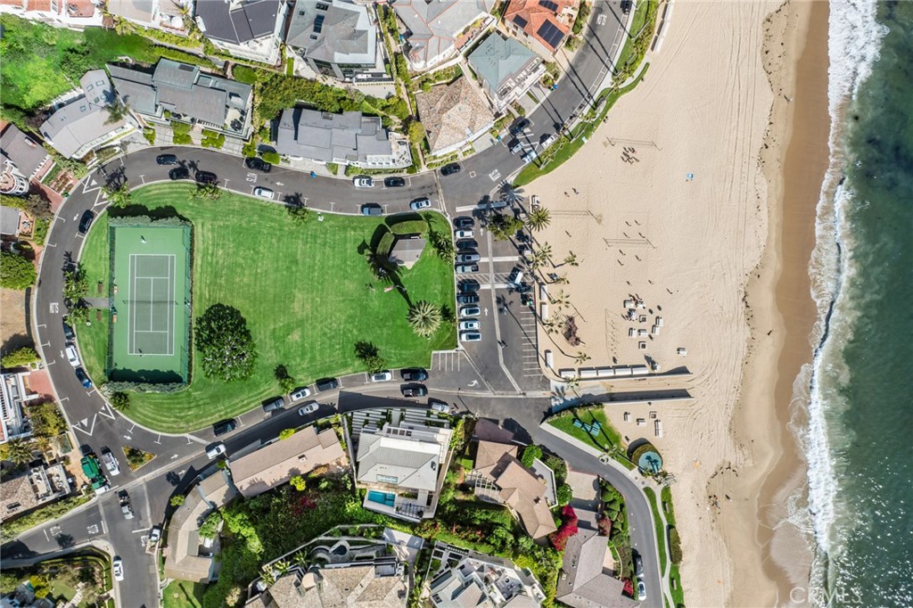 70 Emerald Bay Laguna Beach, CA 92651 - Photo 31 of 43