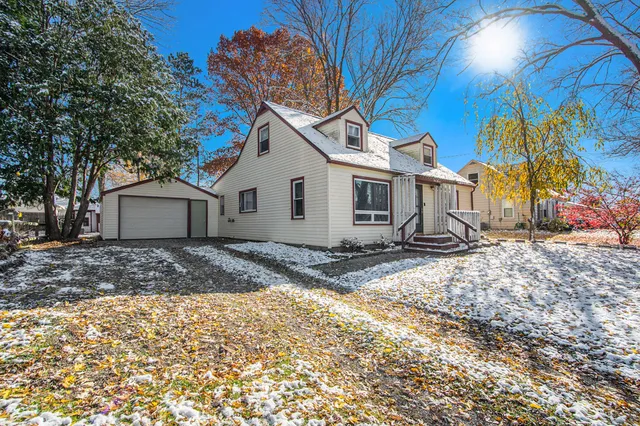 $189,900 | 111 South Sherman Street, Leslie, MI 49251