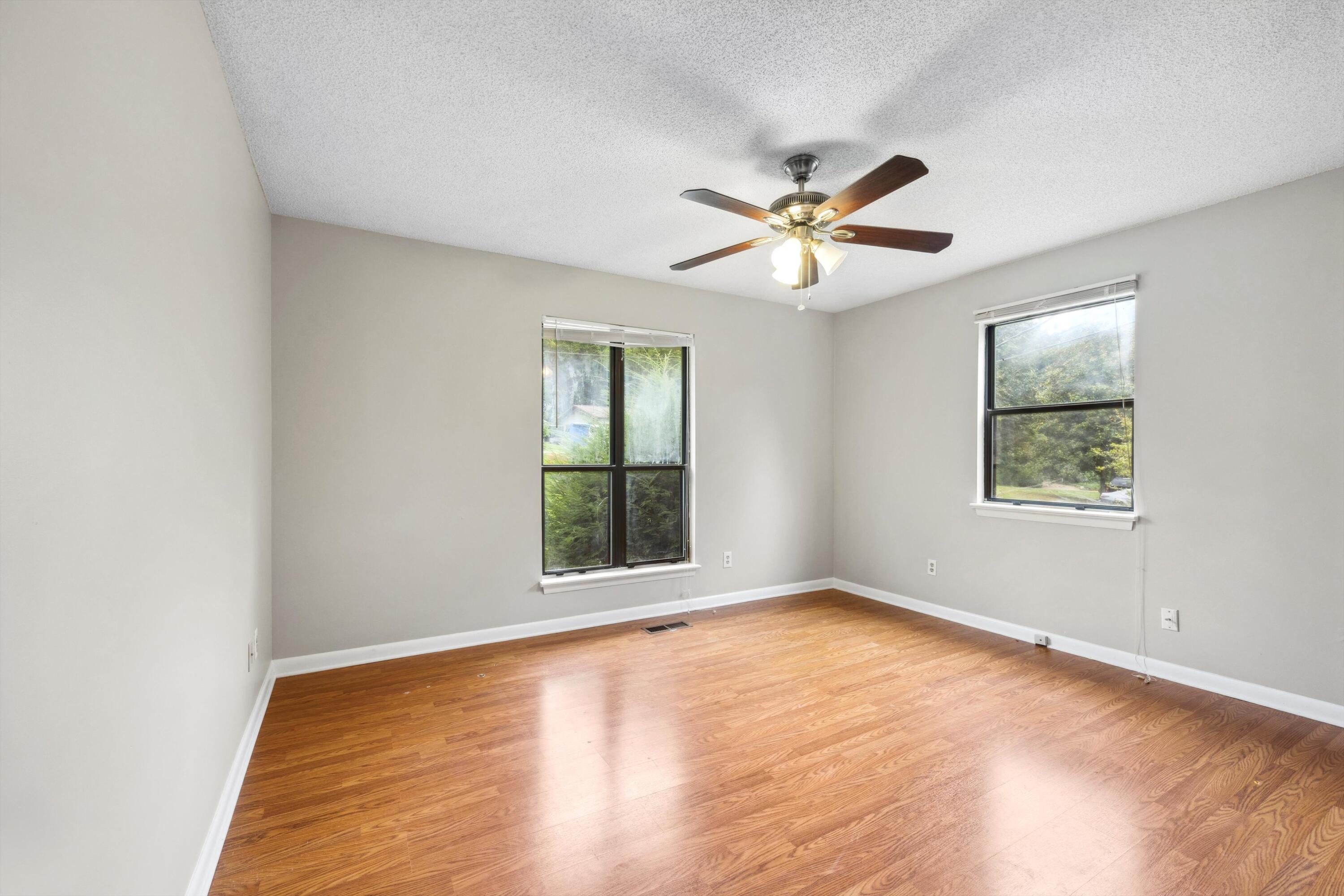 126 Myrtle Lane Ooltewah, TN 37363 - Photo 12 of 48 13-2M6A9105