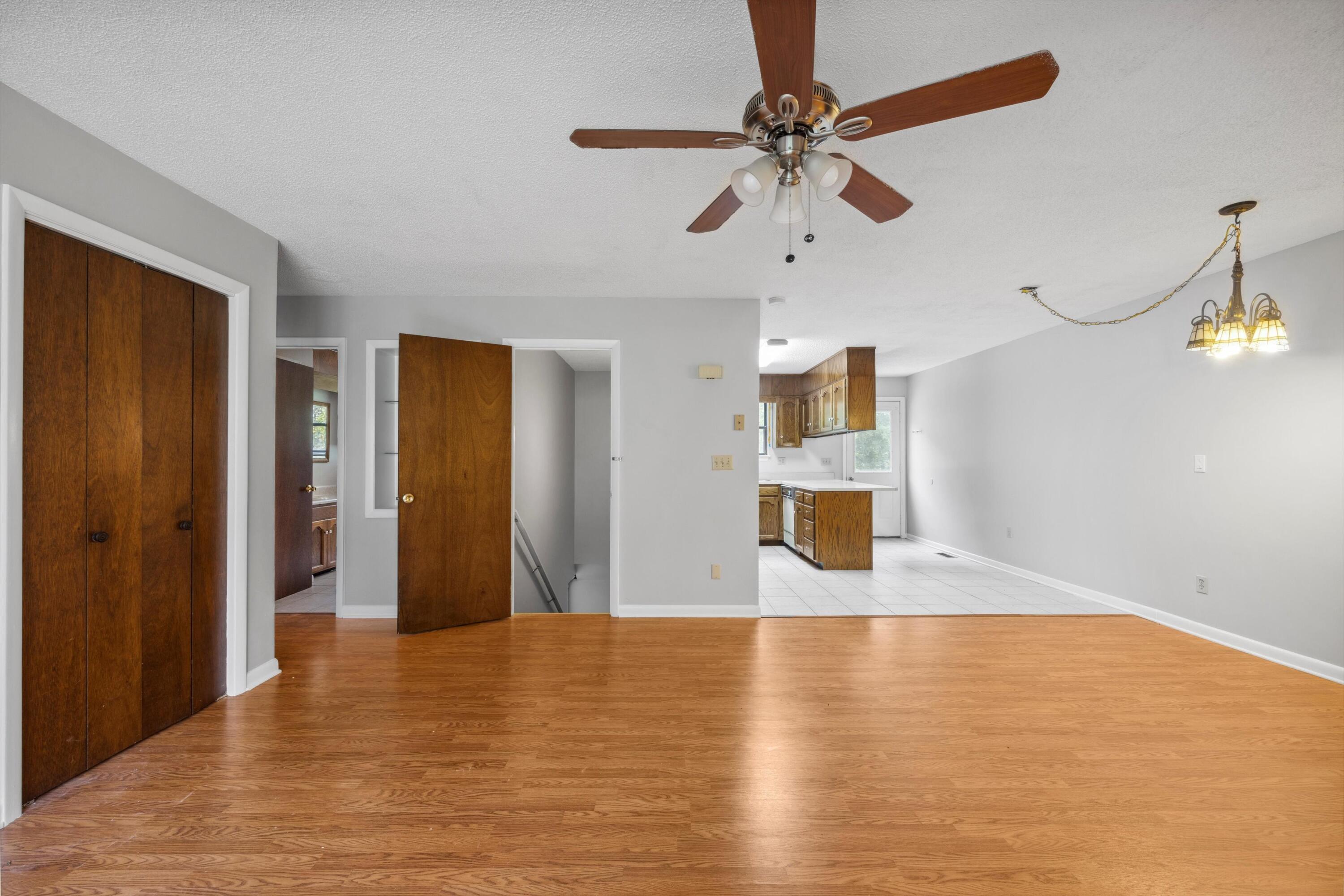 126 Myrtle Lane Ooltewah, TN 37363 - Photo 14 of 48 15-2M6A9111