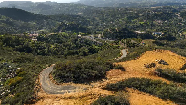 $600,000 | 555 Calle Jardin, Temecula, CA 92590