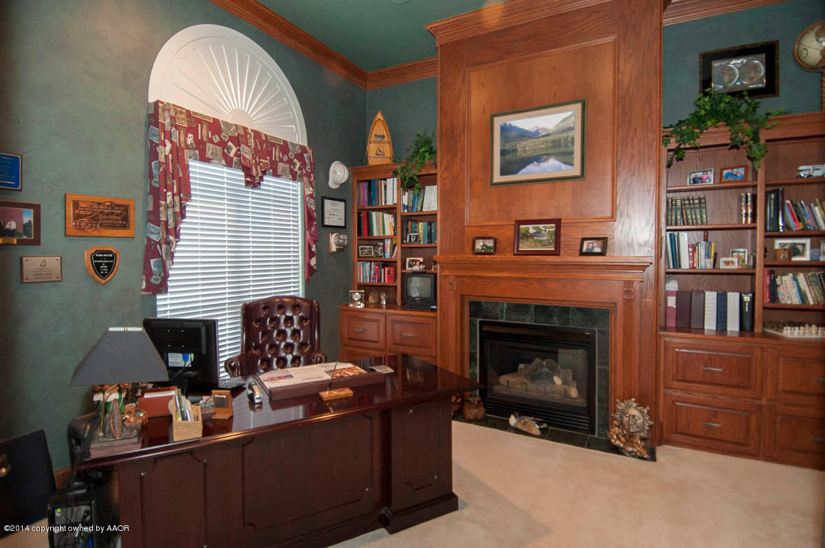 2910 Antelope Ridge Canyon, TX 79015 - Photo 22 of 99 OFFICE VIEW 1