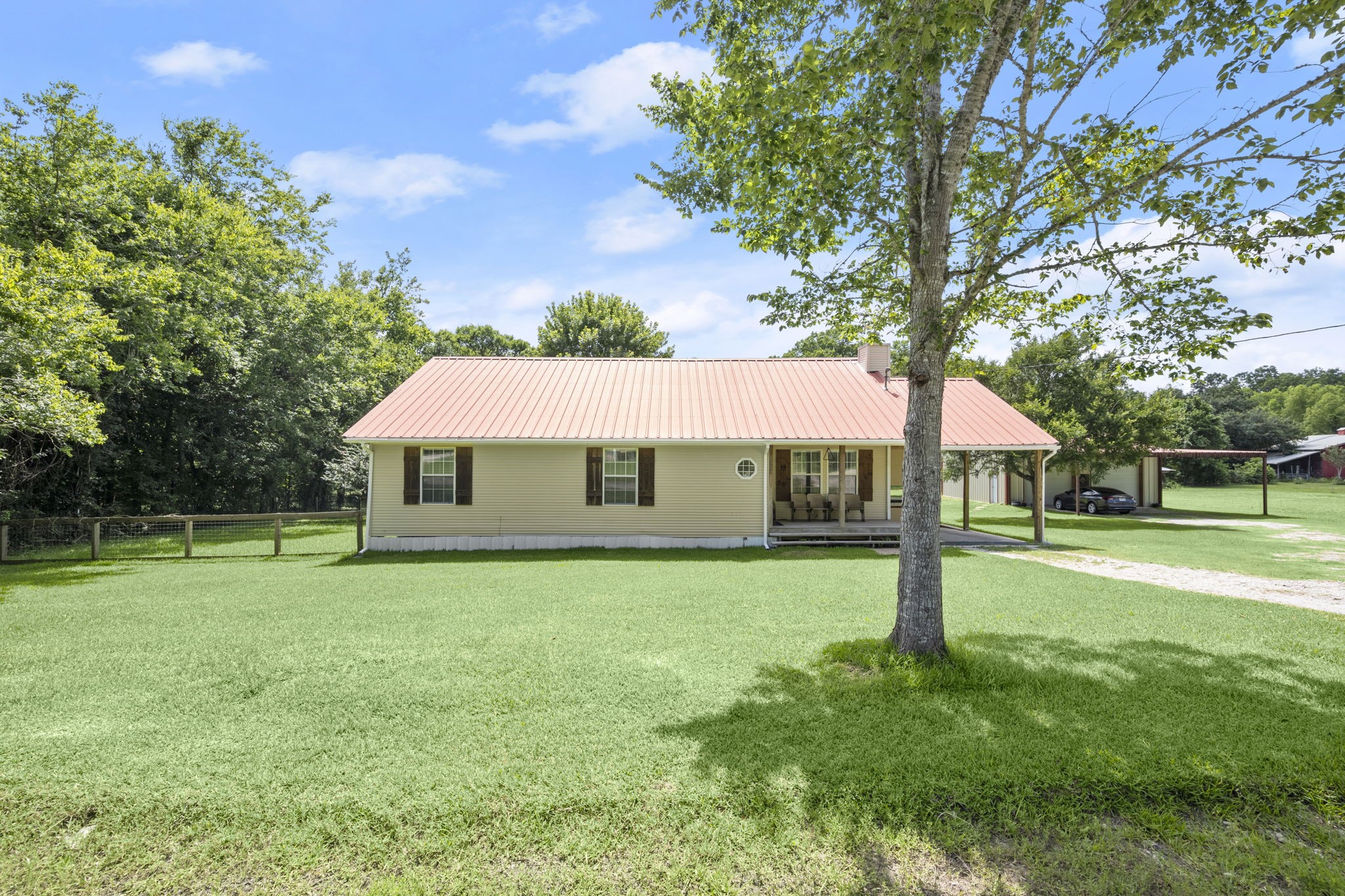 5298 Circle View Montgomery, TX 77316 - Photo 3 of 36