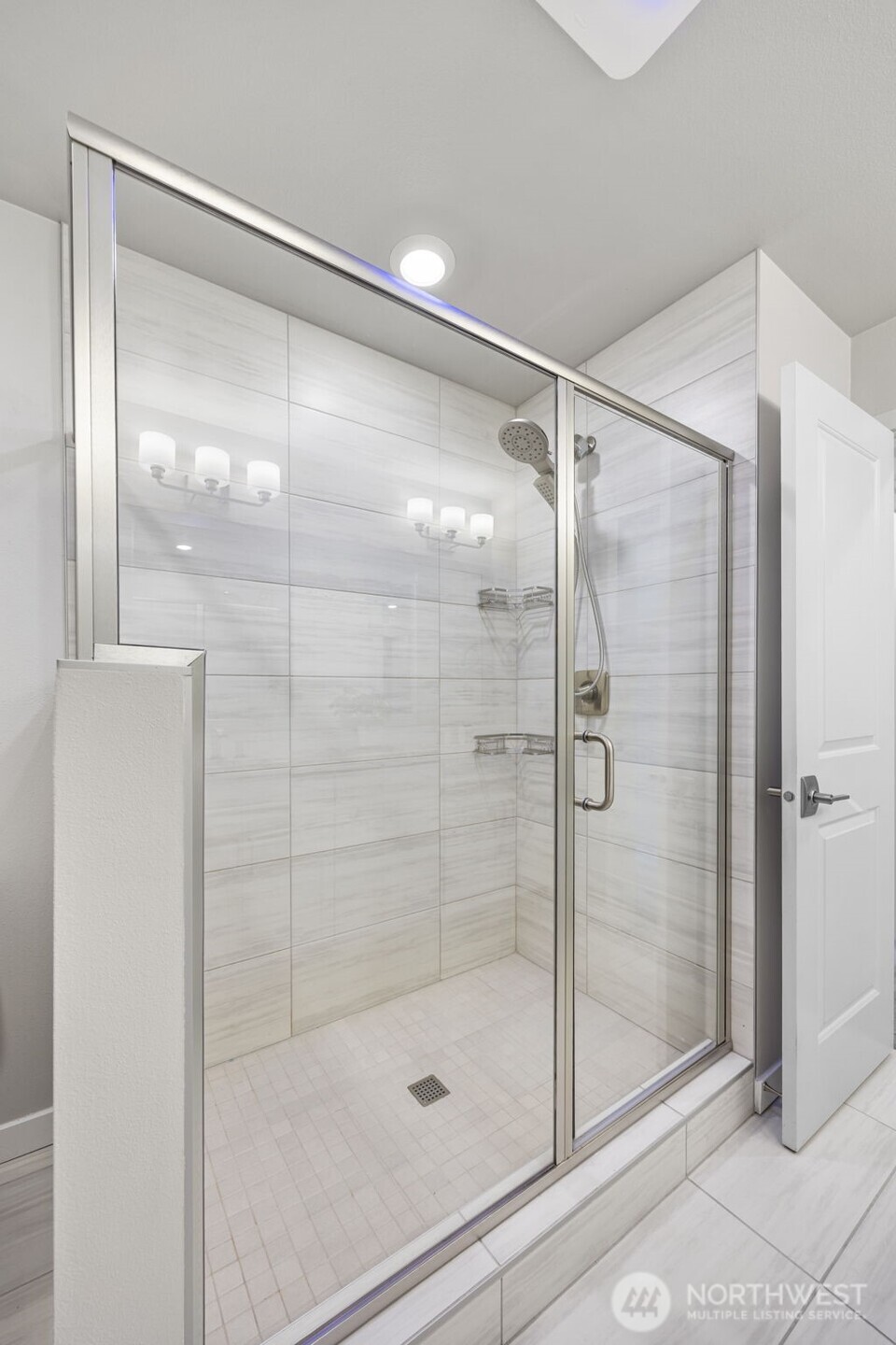 12007 Northeast 194th Drive, Unit E Bothell, WA 98011 - Photo 28 of 38