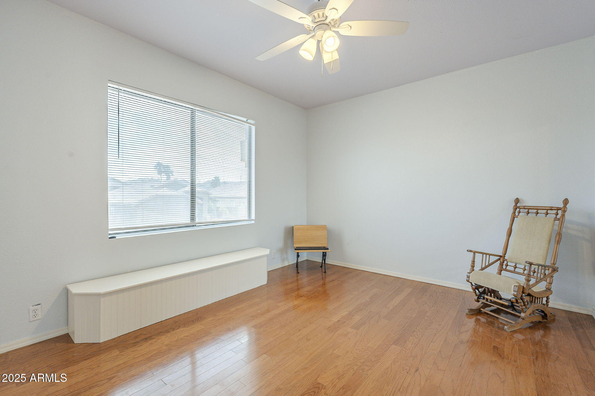 2114 East Escuda Road Phoenix, AZ 85024 - Photo 23 of 42 upstairs bedroom 1