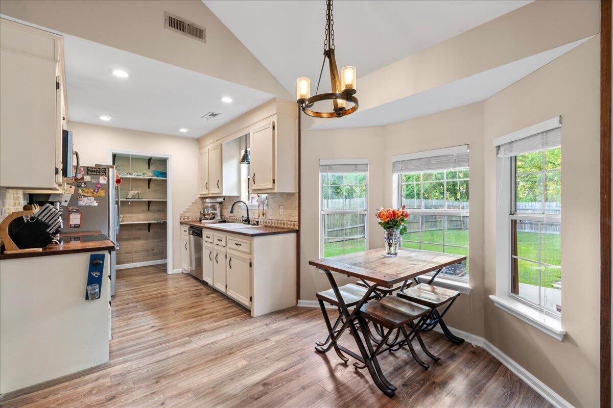 99 Glebe Road Summerville, SC 29485 - Photo 17 of 28 17-SNY03459