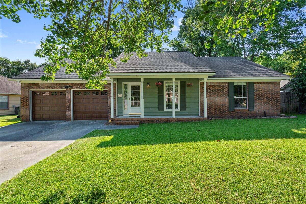99 Glebe Road Summerville, SC 29485 - Photo 6 of 28 06-SNY03423