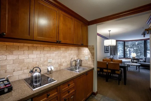 $475,000 | 400 Resort Road, Unit 733, Olympic Valley, CA 96146