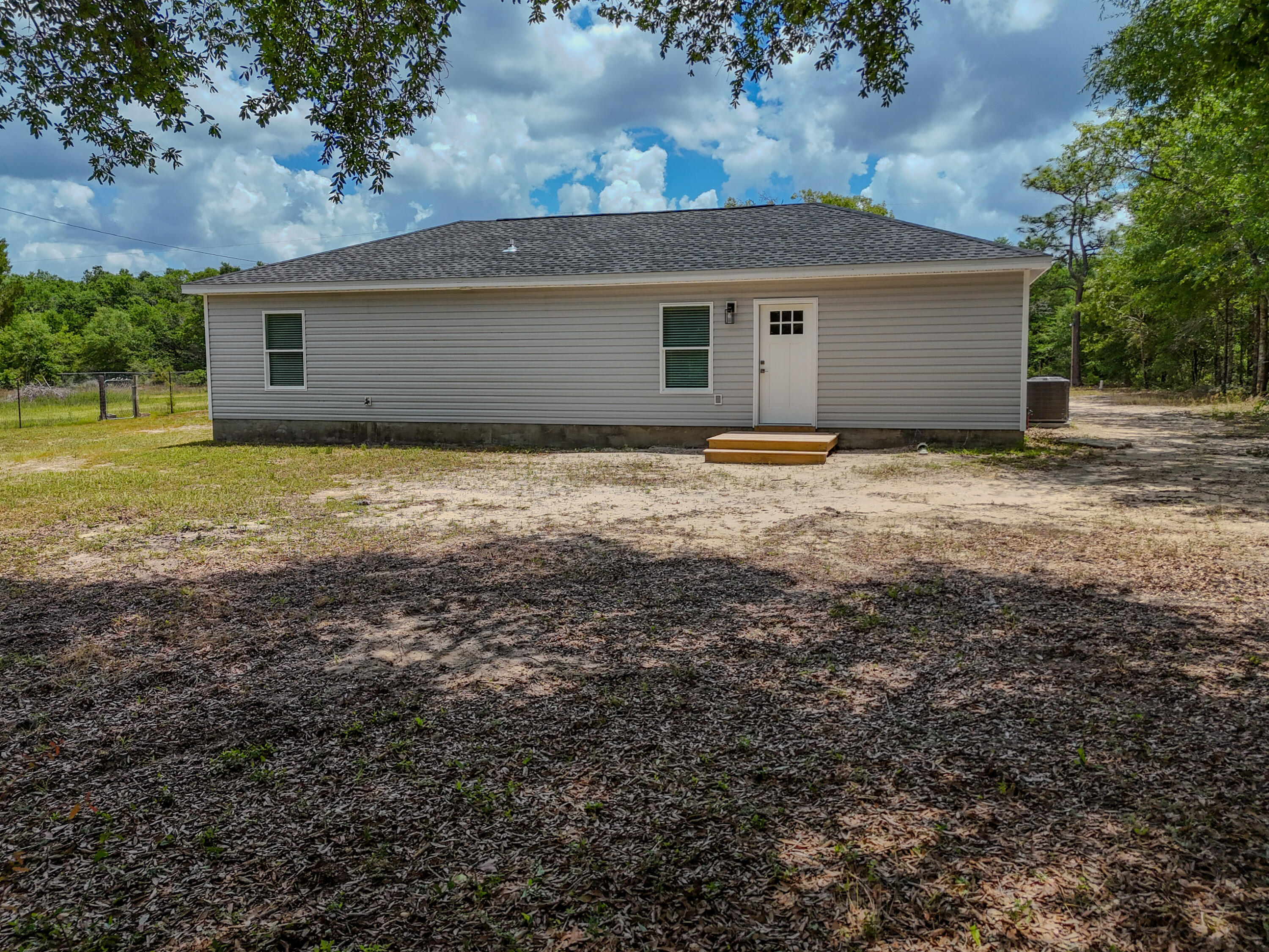 2763 Oakridge Road DeFuniak Springs, FL 32433 - Photo 2 of 39 DJI_20260520011530_0011_D