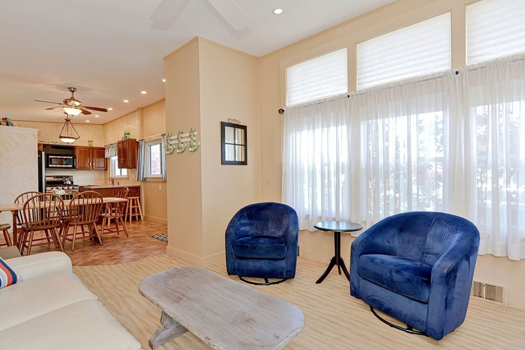 16 Warwick Road, Unit WINTER Gloucester, MA 01930 - Photo 11 of 25