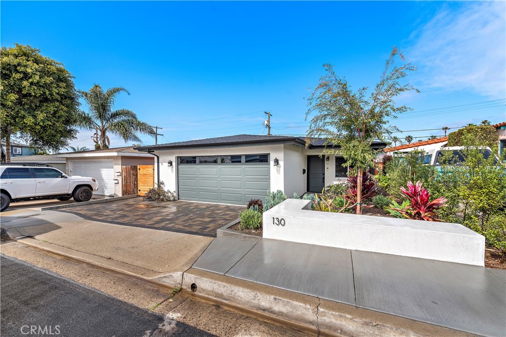 a view of a house with a outdoor space