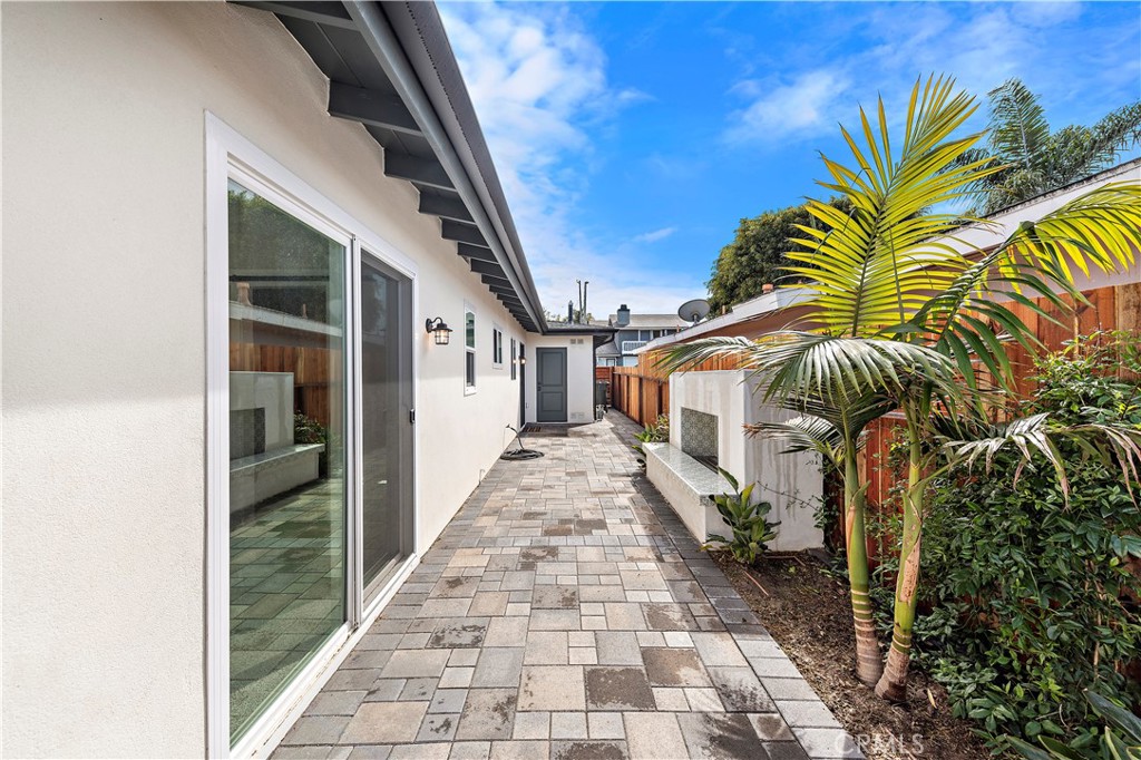 130 West Mariposa San Clemente, CA 92672 - Photo 26 of 42 a bathroom with a sink and mirror