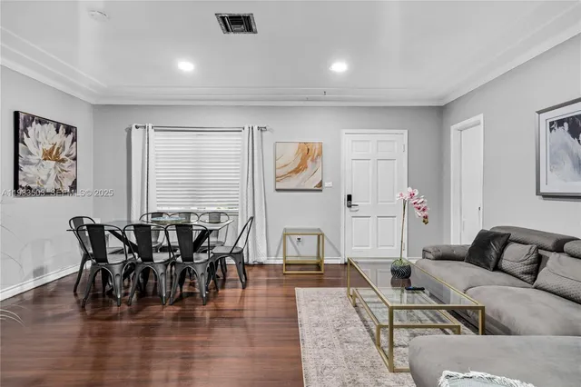 $5,000 | 427 Northeast 107th Street, Unit 1, Miami, FL 33161