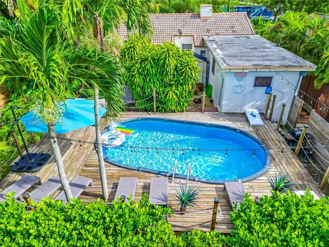 $5,000 | 427 Northeast 107th Street, Unit 1, Miami, FL 33161