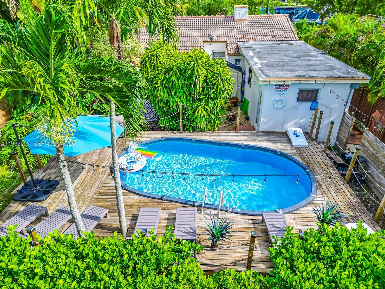 427 Northeast 107th Street, Unit 1 Miami, FL 33161 - Photo 4 of 39