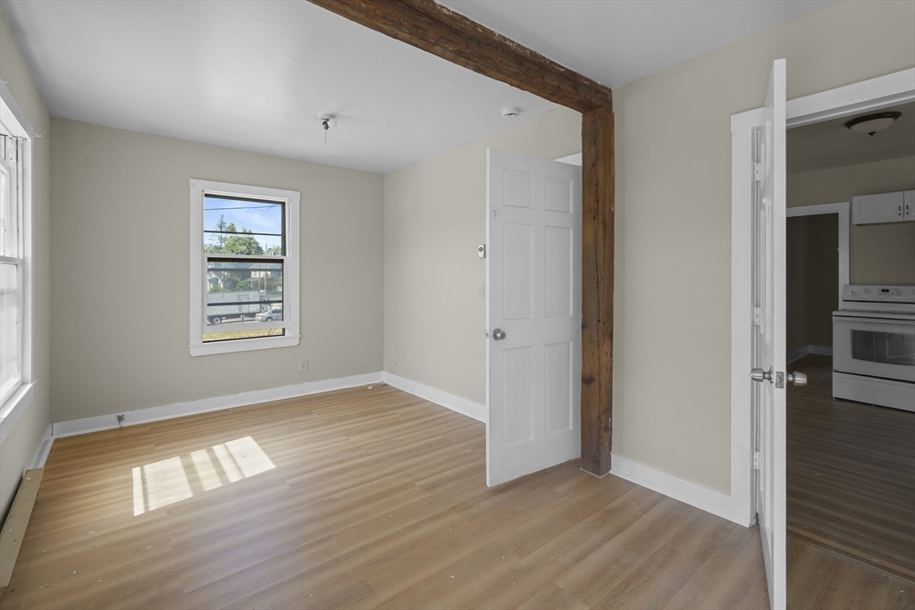 32 Worcester Road Charlton, MA 01507 - Photo 9 of 39