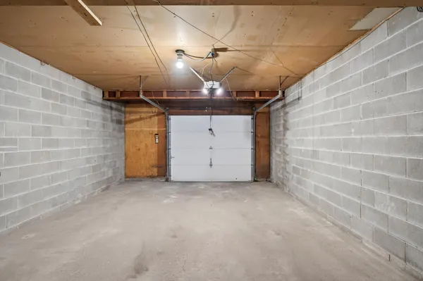 $225,000 | 250 West Eagle Lake Drive, Maple Grove, MN 55369