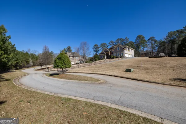 $94,905 | 2039 Fontainbleau Drive, Conyers, GA 30094