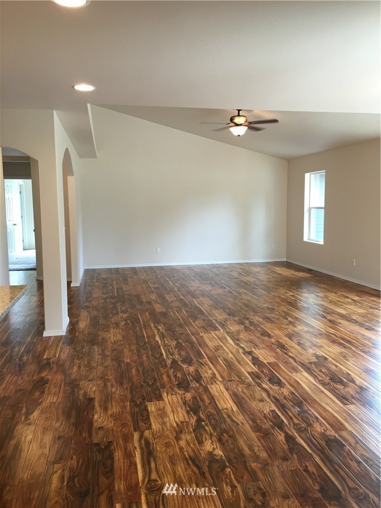 705 Tipsoo Loop South Rainier, WA 98576 - Photo 8 of 24 Gallery Image 8