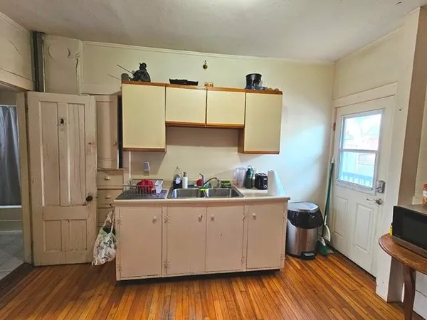 $525,000 | 116 Roxbury Street, Keene, NH 03431