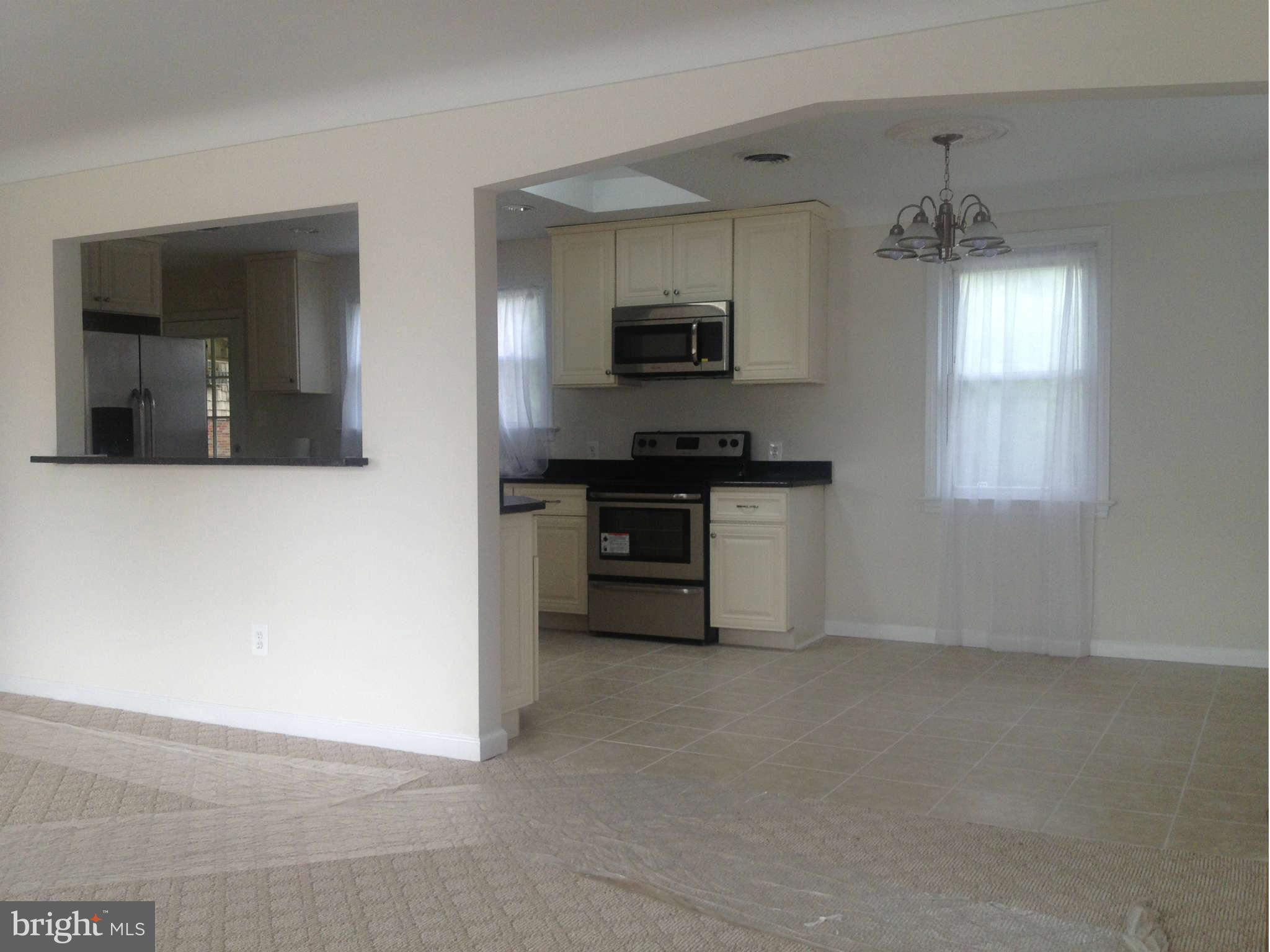 8615 Allentown Road Fort Washington, MD 20744 - Photo 3 of 18 Kitchen