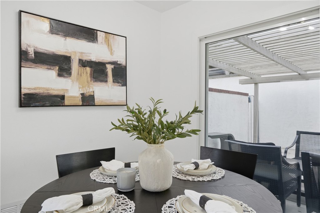 14332 Pinewood Road Tustin, CA 92780 - Photo 12 of 43