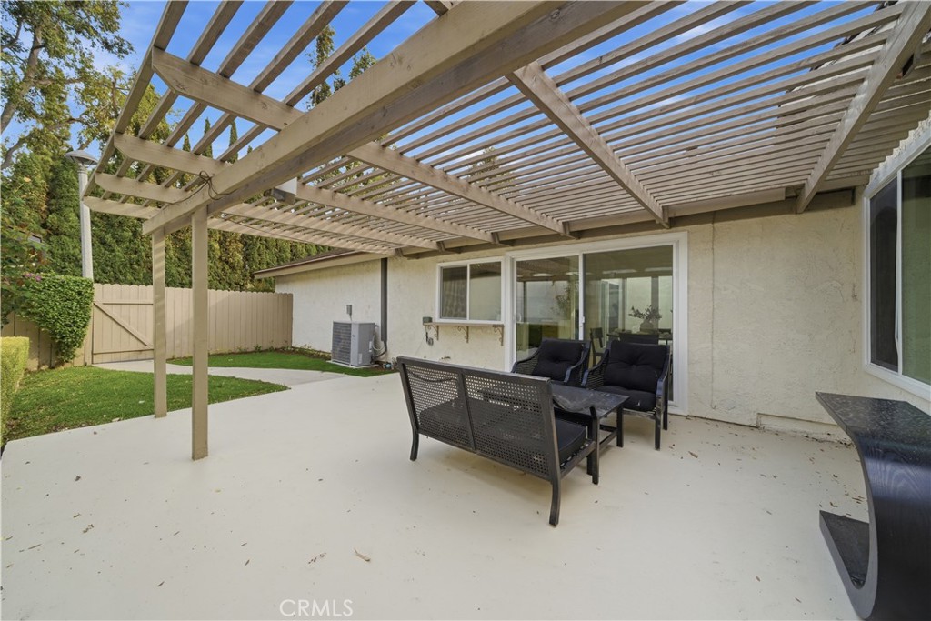 14332 Pinewood Road Tustin, CA 92780 - Photo 30 of 43