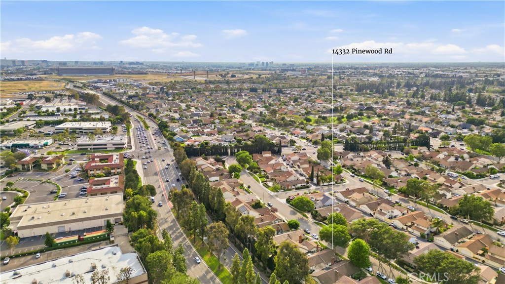 14332 Pinewood Road Tustin, CA 92780 - Photo 42 of 43