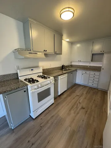 $2,100 | 1320 Heron Avenue, El Cajon, CA 92020