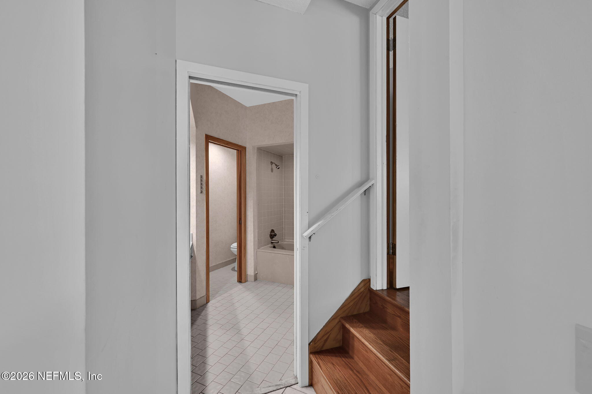 2910 Ravines Road, Unit 1108 Middleburg, FL 32068 - Photo 17 of 34 Primary Bed & Bath Entry