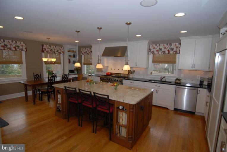 5805 Overlea Road Bethesda, MD 20816 - Photo 4 of 11 Kitchen