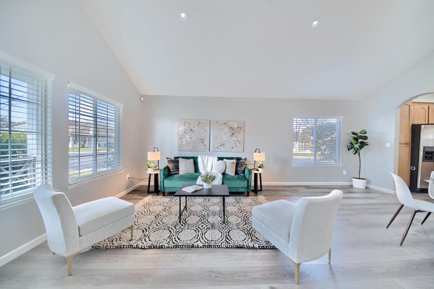 1176 Junction Drive Manteca, CA 95337 - Photo 6 of 37