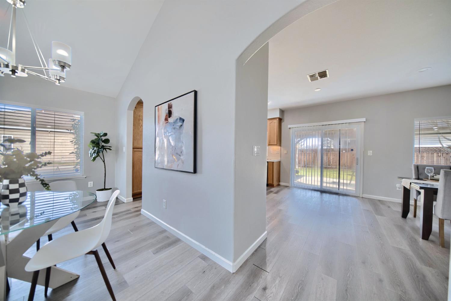 1176 Junction Drive Manteca, CA 95337 - Photo 7 of 37