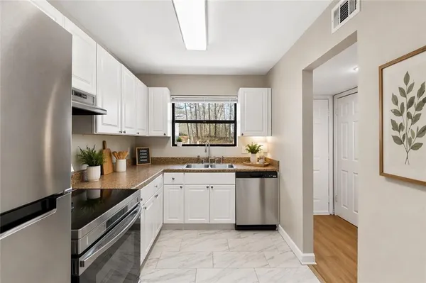 $1,750 | 3837 Moran Way, Unit C, Peachtree Corners, GA 30092