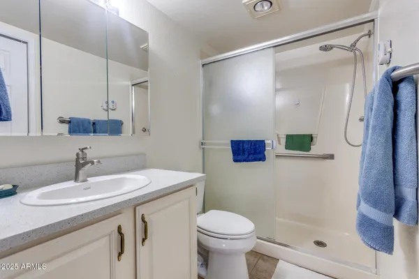 $122,500 | 10330 West Thunderbird Boulevard, Unit A209, Sun City, AZ 85351