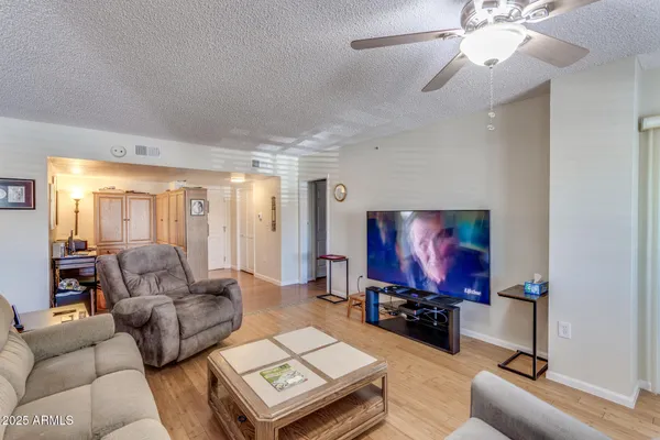 $122,500 | 10330 West Thunderbird Boulevard, Unit A209, Sun City, AZ 85351
