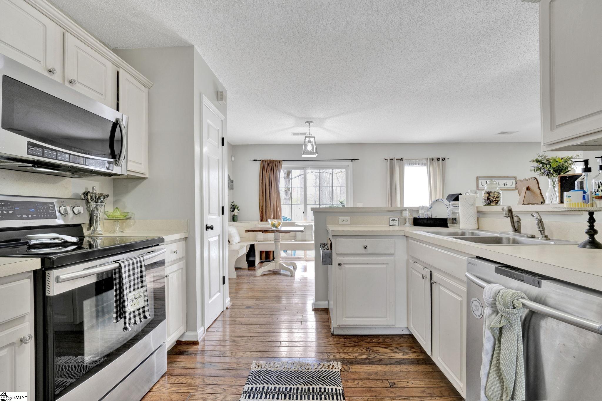 12 Haskell Court Greer, SC 29651 - Photo 4 of 33