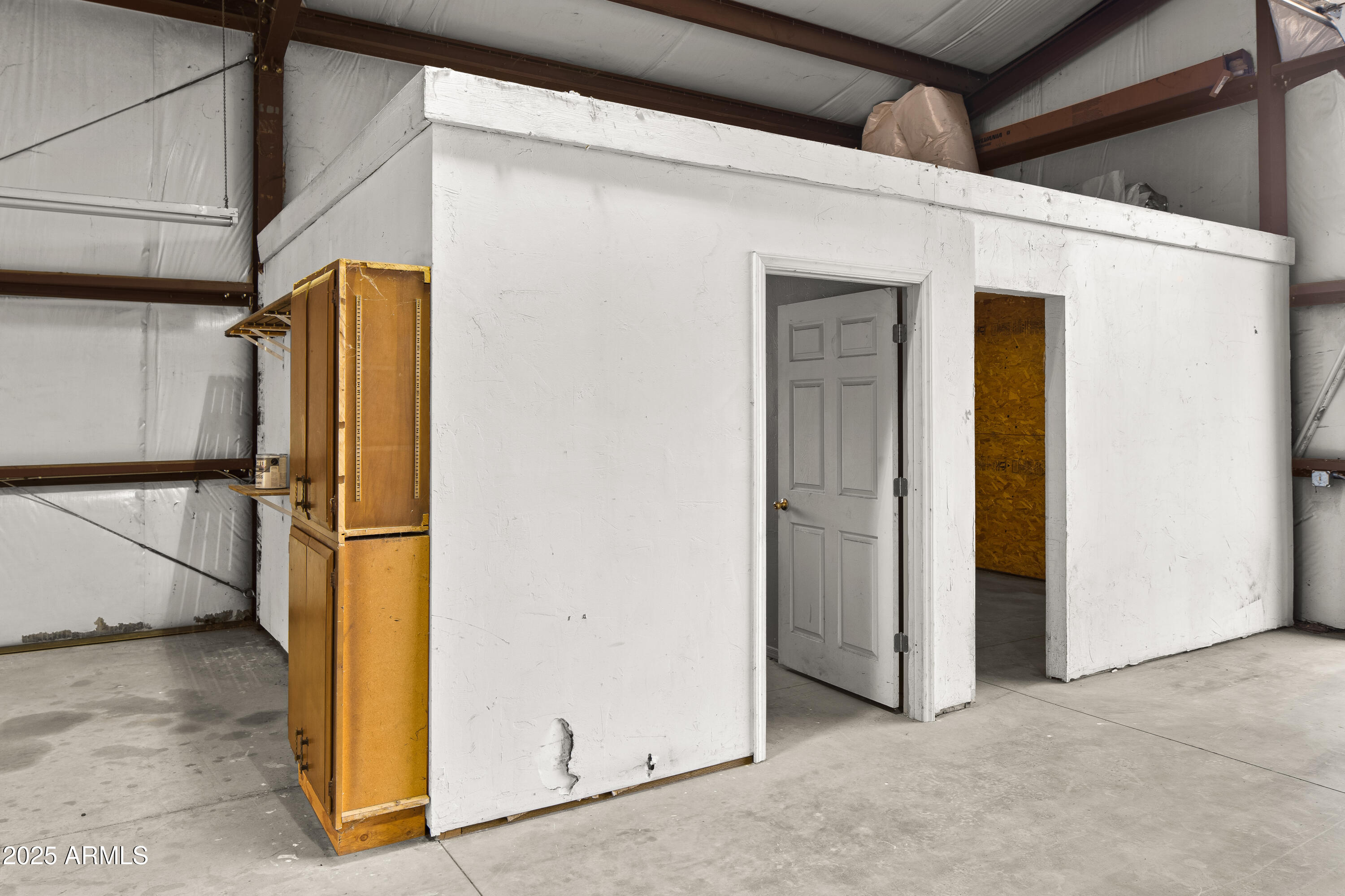 4000 Mahoney Road Camp Verde, AZ 86322 - Photo 14 of 33 JL_4000WMahoneyRd-interiors-07