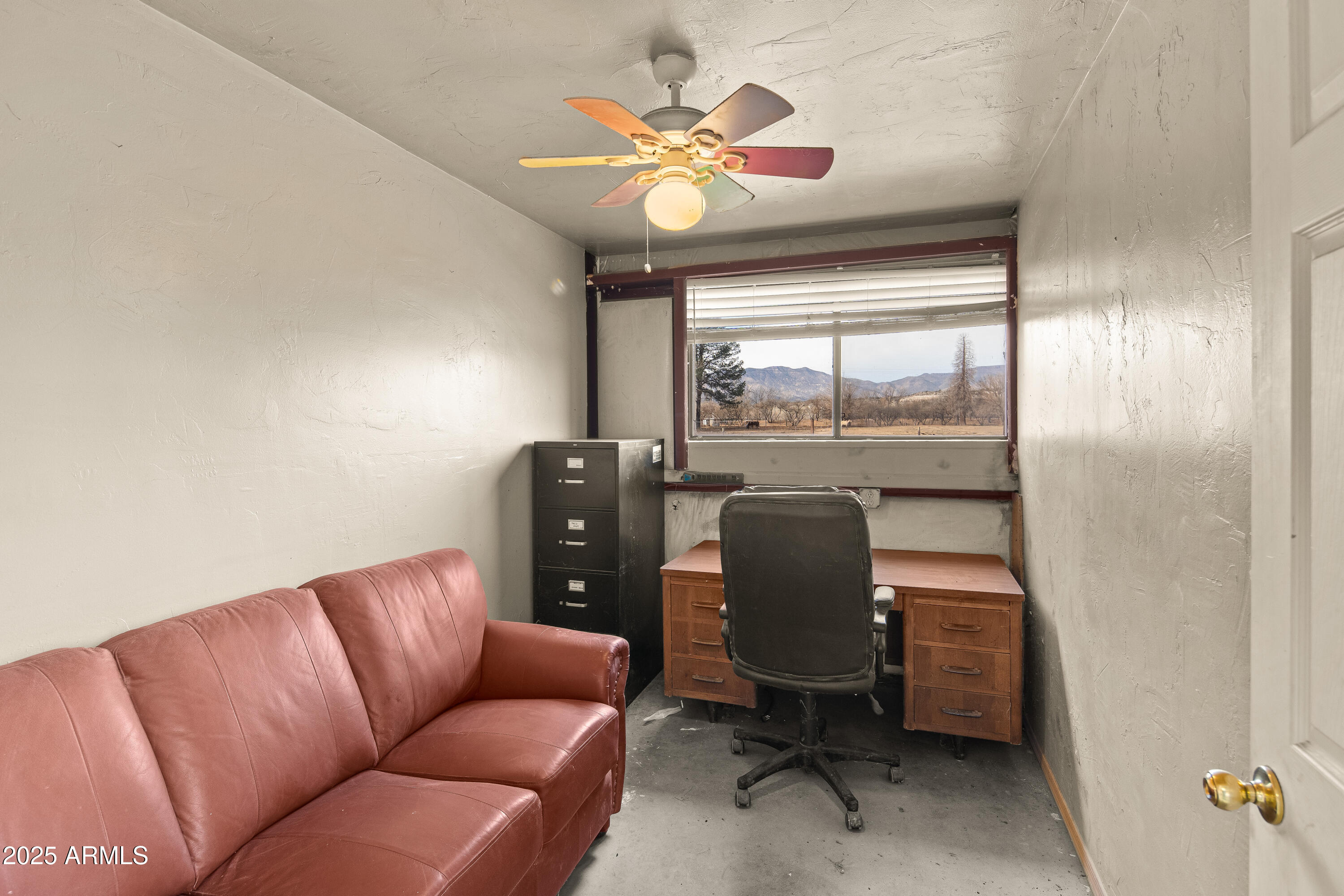 4000 Mahoney Road Camp Verde, AZ 86322 - Photo 17 of 33 JL_4000WMahoneyRd-interiors-08