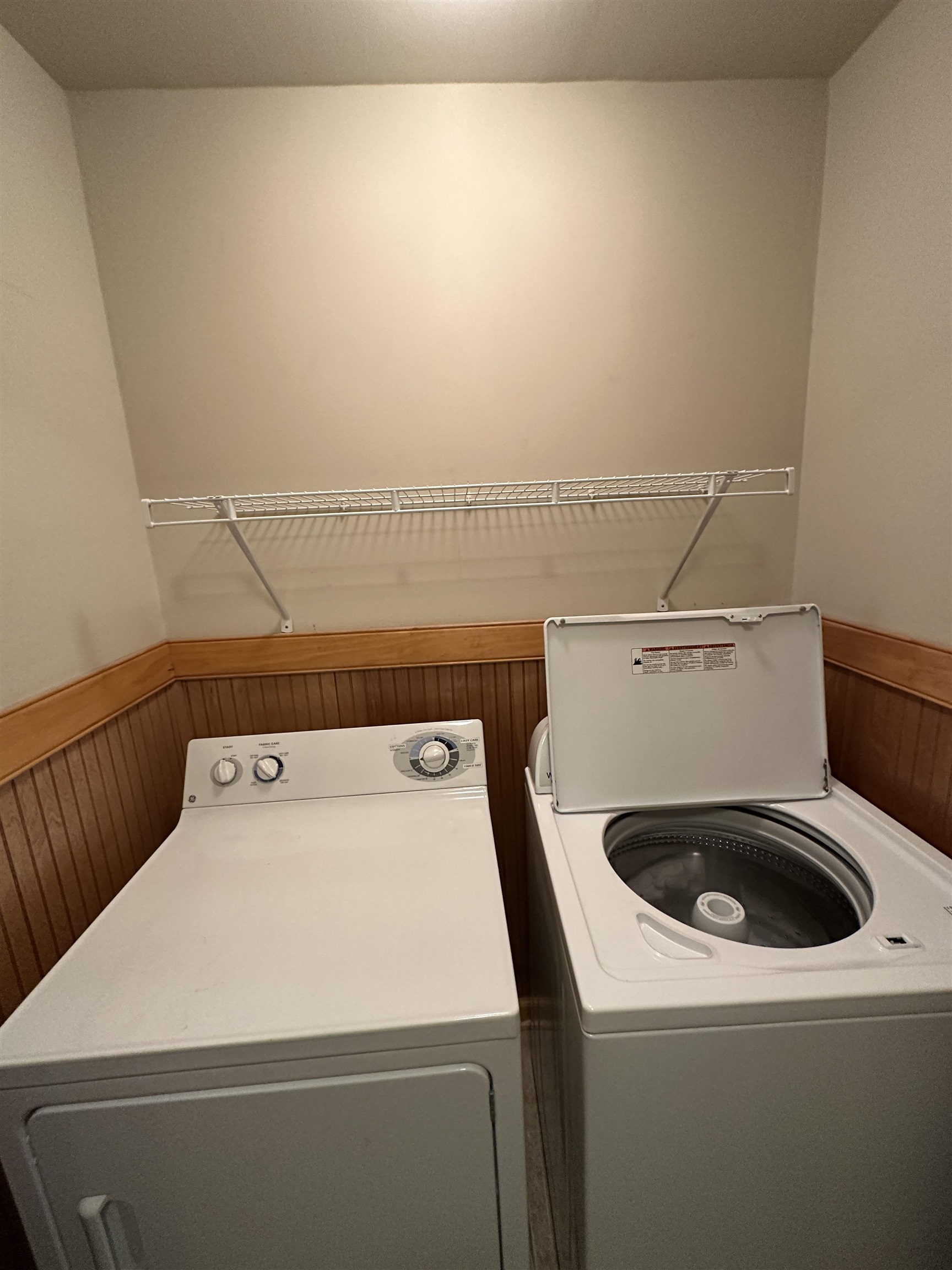 1837 Gray Ridge Cove, Unit 3 Germantown, TN 38138 - Photo 11 of 20 a utility room with dryer and washer