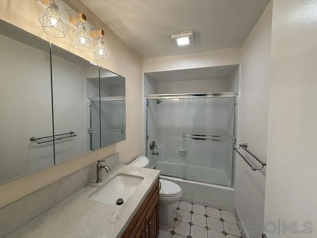 2510 Torrey Pines Road, Unit 312 La Jolla, CA 92037 - Photo 8 of 8