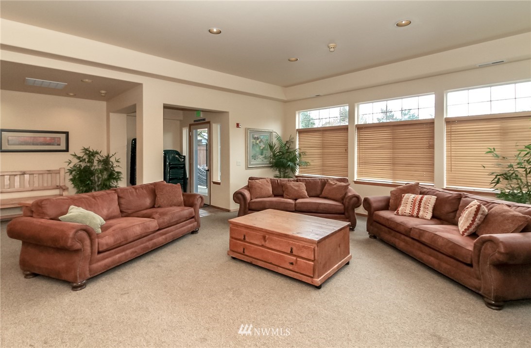 4504 Northeast 6th Place Renton, WA 98059 - Photo 29 of 32 Gallery Image 29