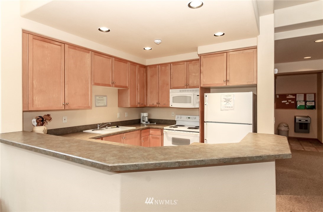 4504 Northeast 6th Place Renton, WA 98059 - Photo 31 of 32 Gallery Image 31